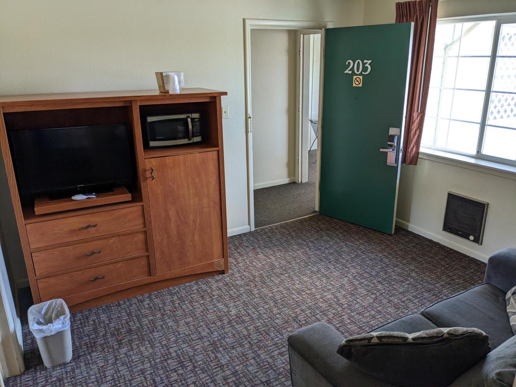 Hi-Lo Motel, Cafe And Rv Park Weed Room photo